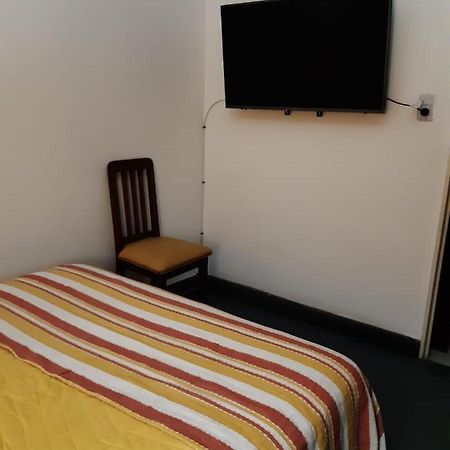 Апартаменти Departamento Plaza Сан-Сальвадор-де-Жужуй Екстер'єр фото
