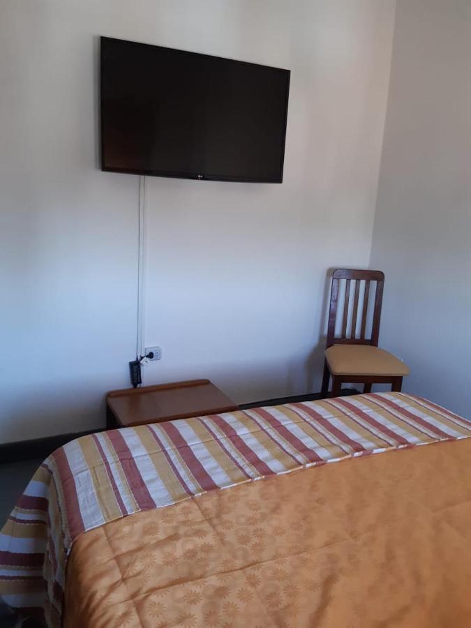 Апартаменти Departamento Plaza Сан-Сальвадор-де-Жужуй Екстер'єр фото
